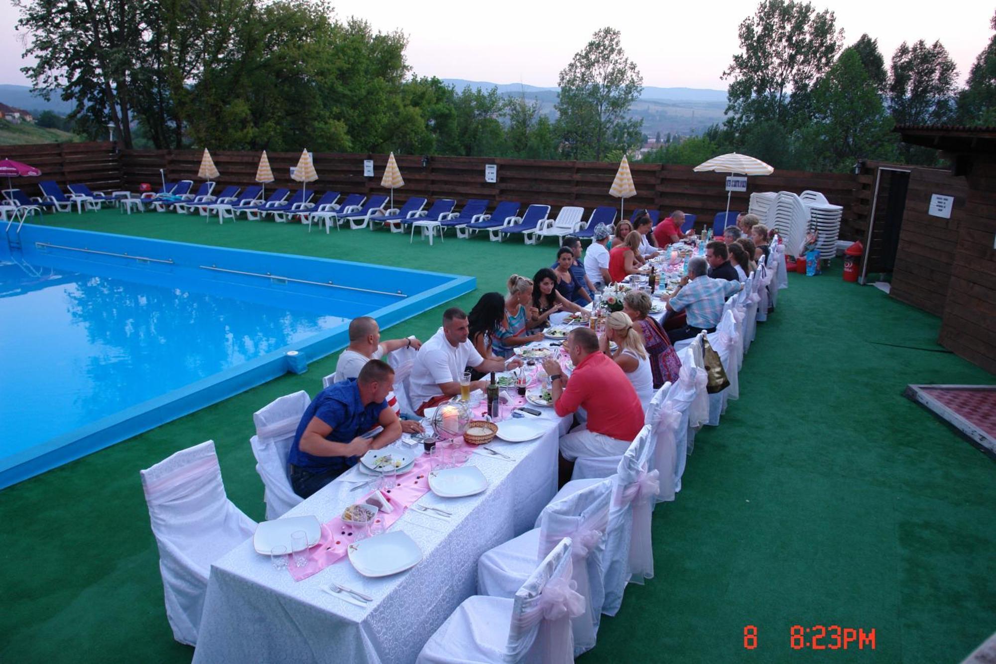 Hostel Restaurant Ciuperca Hunedoara Einrichtungen foto